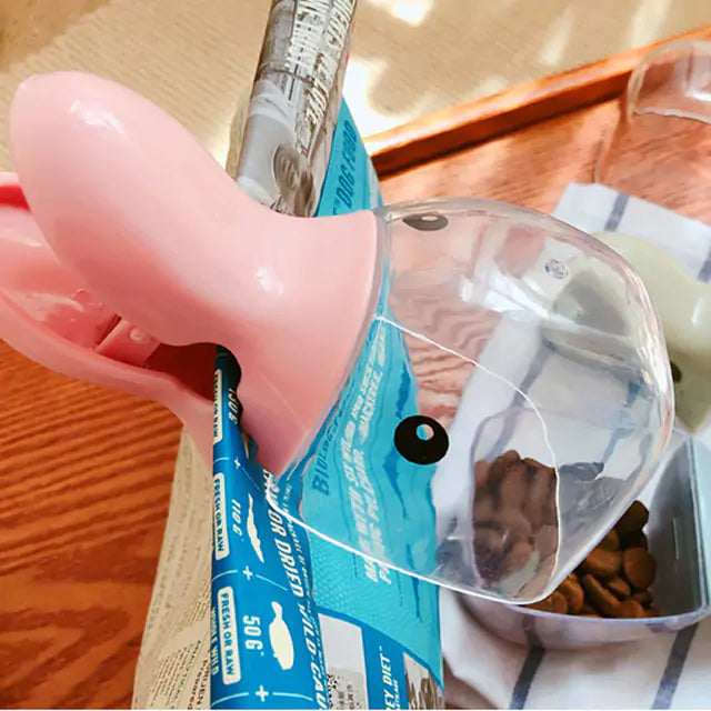 Happy Paws Feeding Spoon & Clip