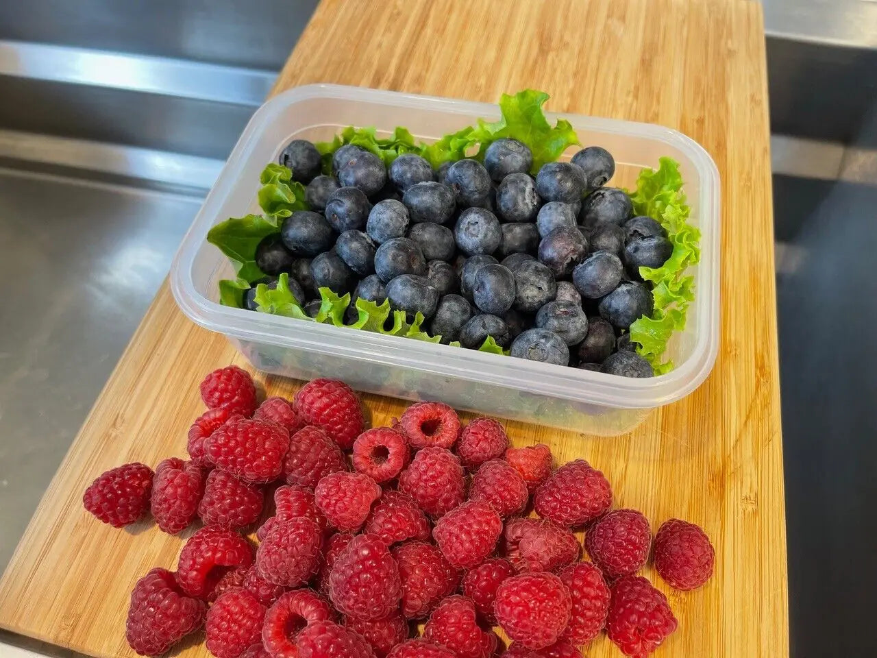 5-Pack Seal-Tight Stackable Storage Containers